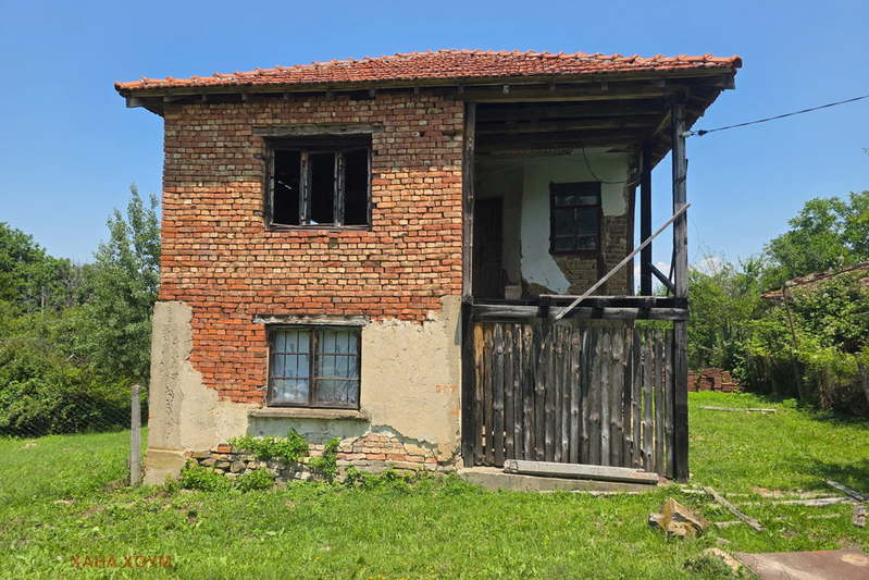 Къща в Ловеч, с. Голяма Желязна