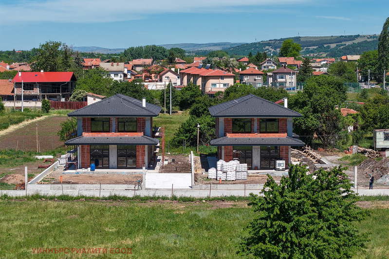 House in област София, Golyanovci
