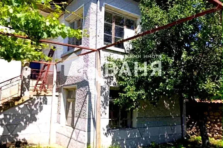 Къща в Пловдив, с. Горни Домлян