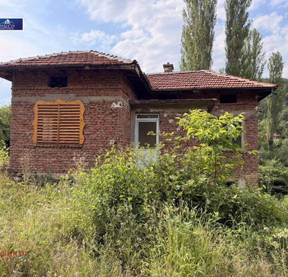 Снимка 3 — Къща в Кюстендил, с. Грамаде