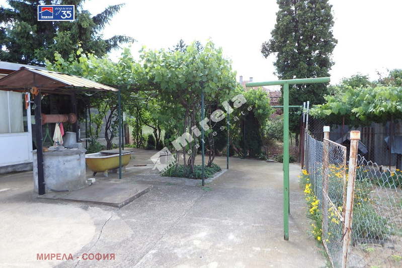 House in област София, Grigorevo