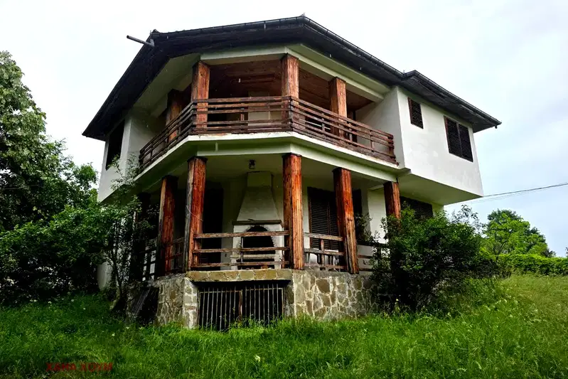 House in Oblast Lovech, Gumoshtnik