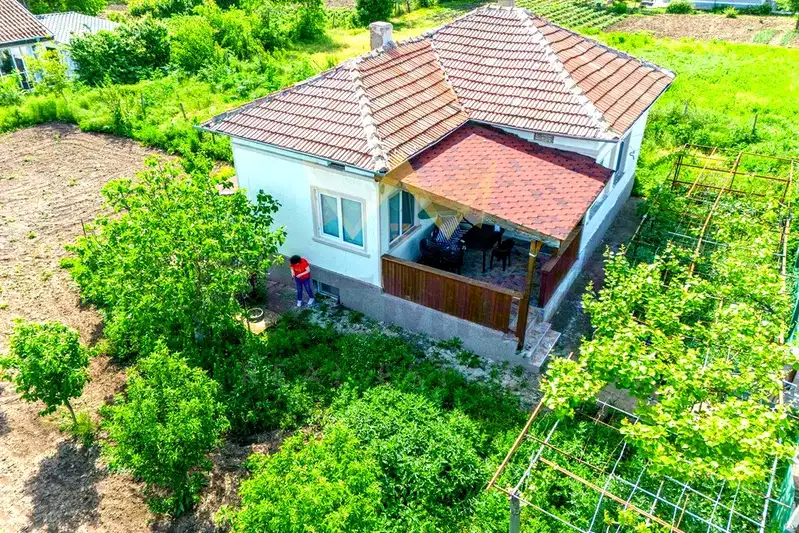 Къща в Добрич, с. Гурково