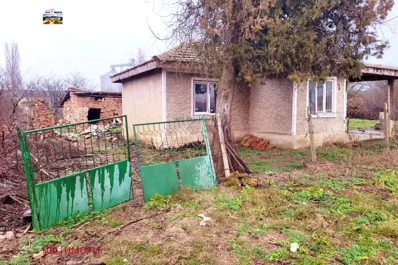Къща в Добрич, с. Гурково