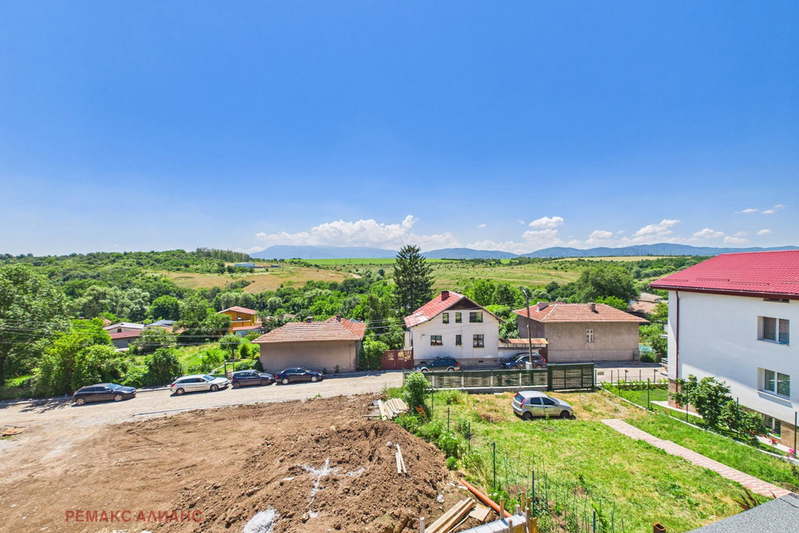 House in област София, Gurmazovo