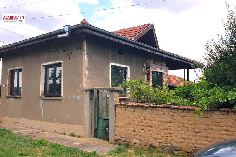 Къща в Ловеч, с. Йоглав