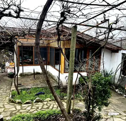 Photo 2 — House in Izvor