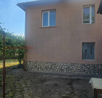 Photo 3 — House in Plovdiv, Katunica