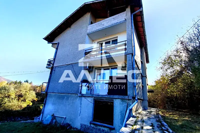 House in Kokalyane