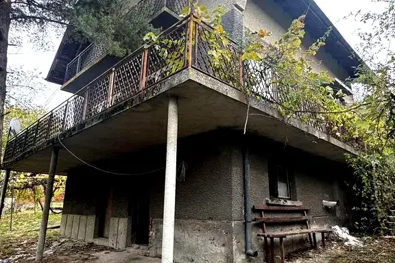 House in Oblast Pernik, Kondofrei