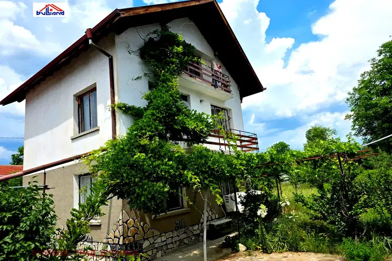 House in Oblast Kyustendil, Krainici