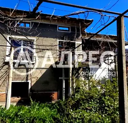 Снимка 3 — Къща в Пловдив, с. Кърнаре