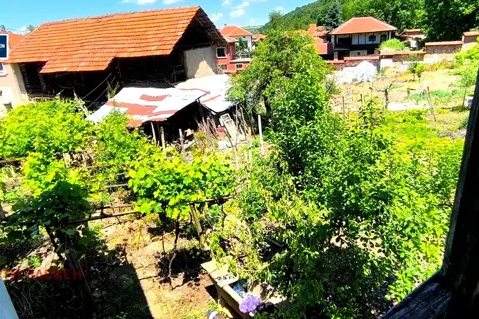 House in Oblast Pleven, Laskar