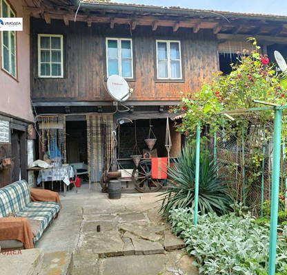 Photo 2 — Spacious two-storey house with yard in Lesicharka village, Gabrovo region