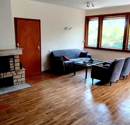 Photo 5 — House in Lozen