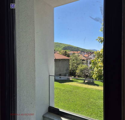 Photo 4 — House in Lozen