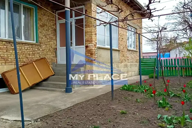 Brick house with 3 rooms in Madara village, Shumen region