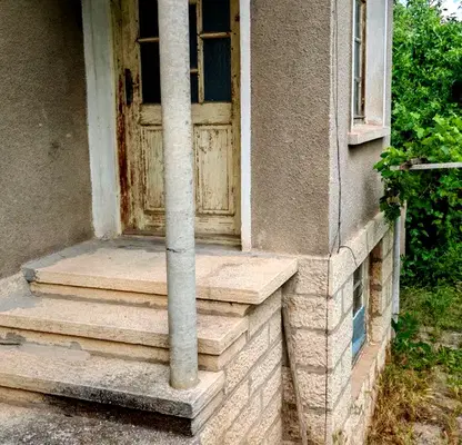 Снимка 5 — Къща в Шумен, с. Мадара