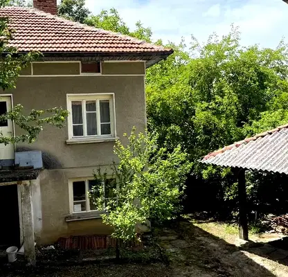 Снимка 2 — Къща в Габрово, с. Малки Българени