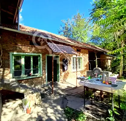 Photo 4 — House in Oblast Veliko Tyrnovo, Maslarevo