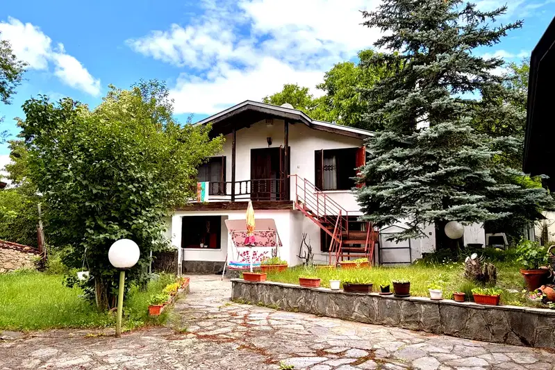 Къща в Пловдив, с. Мраченик
