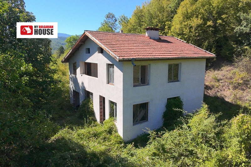 House in област София, Novachene