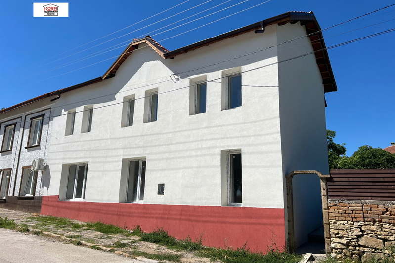 House in Oblast Pleven, Pelishat