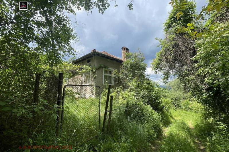 House in Oblast Kyustendil, Ranenci