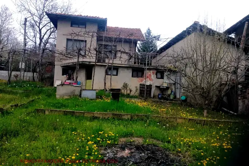 House in Oblast Lovech, Slivek