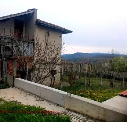 Photo 3 — House in Oblast Lovech, Slivek