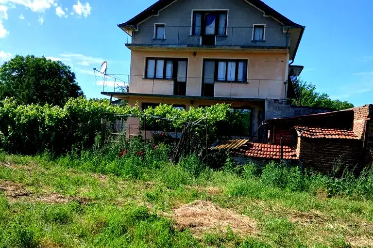 Къща в Стара Загора, с. Средец