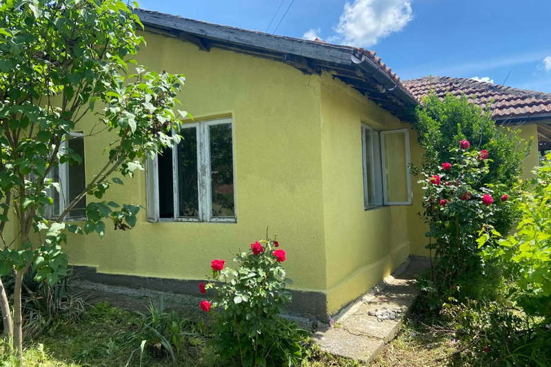 House in Oblast Ruse, Stambolovo