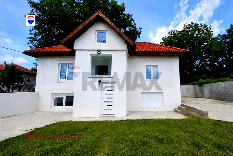 House in Oblast Shumen, Struino