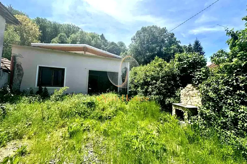 House in Oblast Plovdiv, Svejen