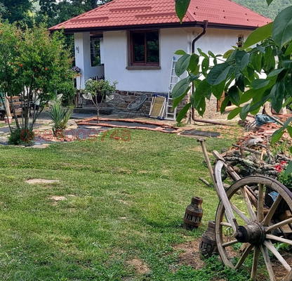 Photo 5 — House in област София, Svode