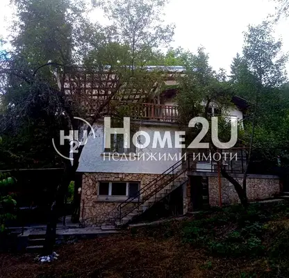 Photo 3 — House in област София, Tompsyn