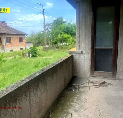 Снимка 5 — Къща в Русе, с. Тръстеник