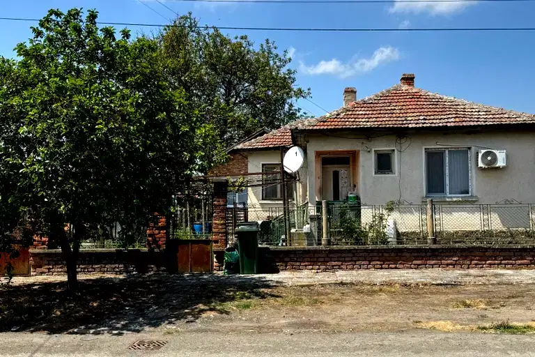 House in Oblast Burgas, Trystikovo