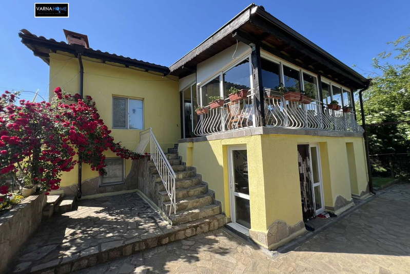 House in Varna, Vodica