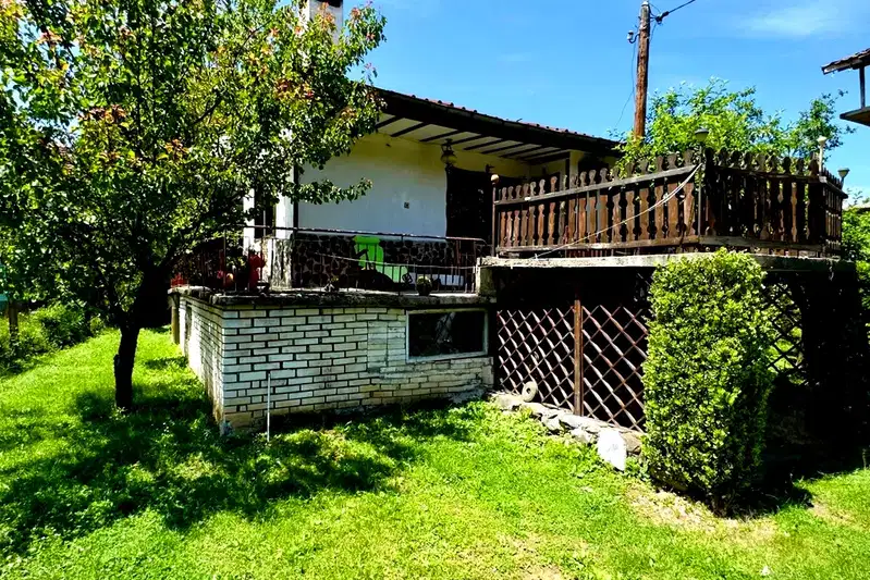 House in Oblast Montana, Yagodovo