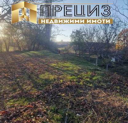 Снимка 3 — Къща в Шумен, с. Златар