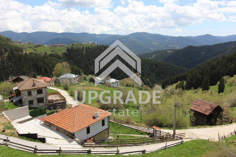 House in Oblast Smolyan, Zornica