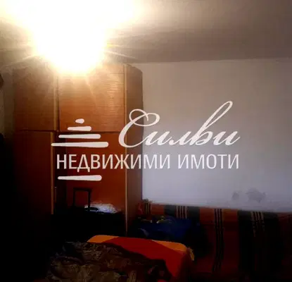 Снимка 3 — Къща в Шумен, м-т Под Манастира