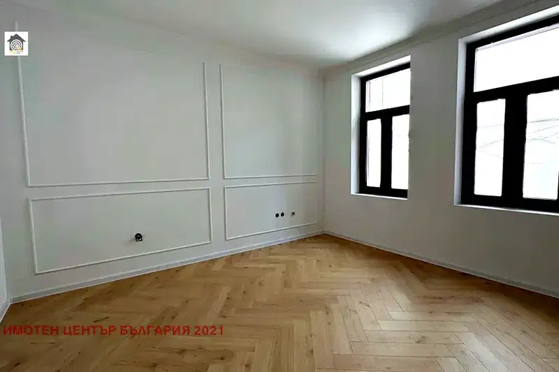House in Sofiya, Centyr