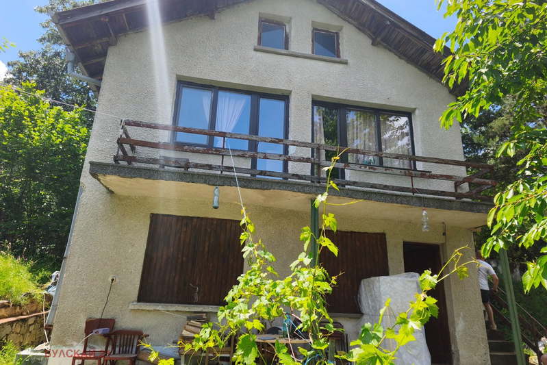House in Sofiya, Shtyrkelovo Gnezdo