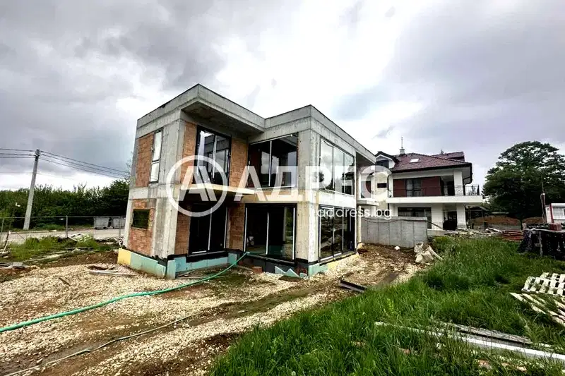 House in Sofiya, в.з.Люлин