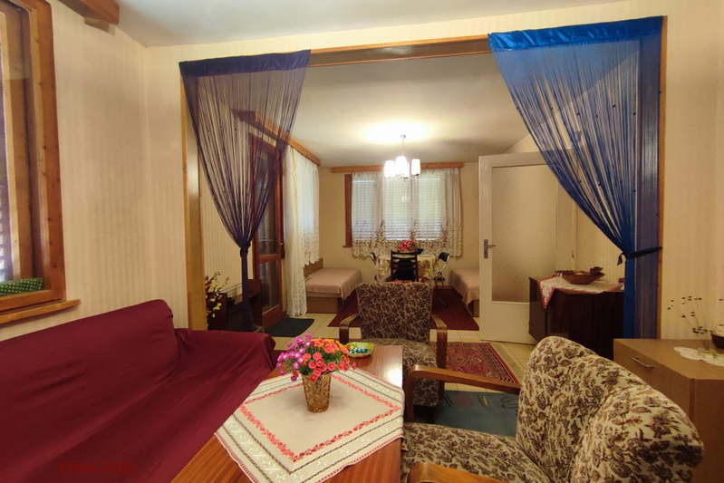 House in област София, Svoge