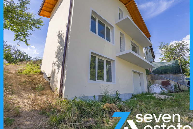 House in област София, Svoge