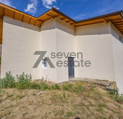 Photo 3 — House in област София, Svoge