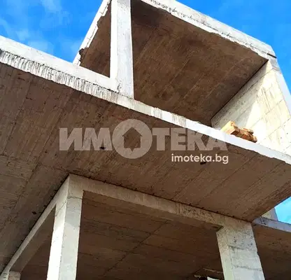 Photo 4 — House in Varna, Briz